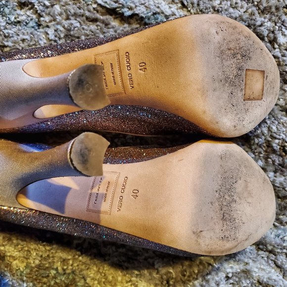 Dsquard2 Blush Sequin Pumps - Picture 5 of 6